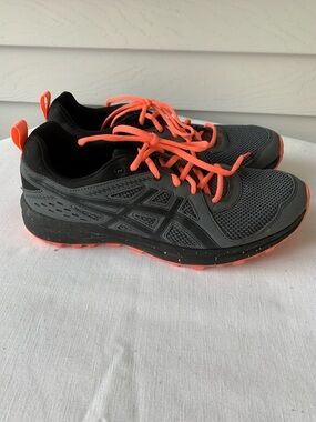 ASICS Shoes - Men’s Size 10.5 EU 42.5